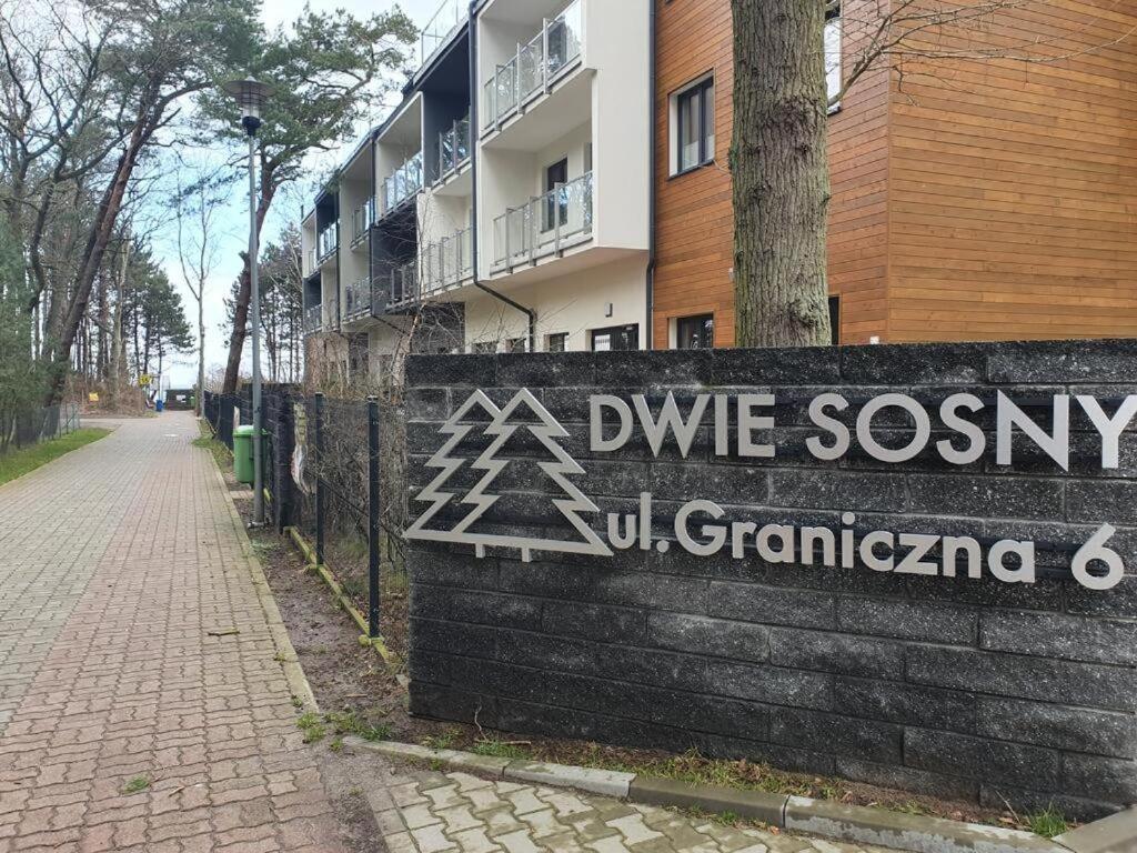Dwie Sosny Apartamenty Przy Plazy - Sauna, Jacuzzi, Silownia, Bawialnia - 365Pam أوسترونيه مورسكية المظهر الخارجي الصورة