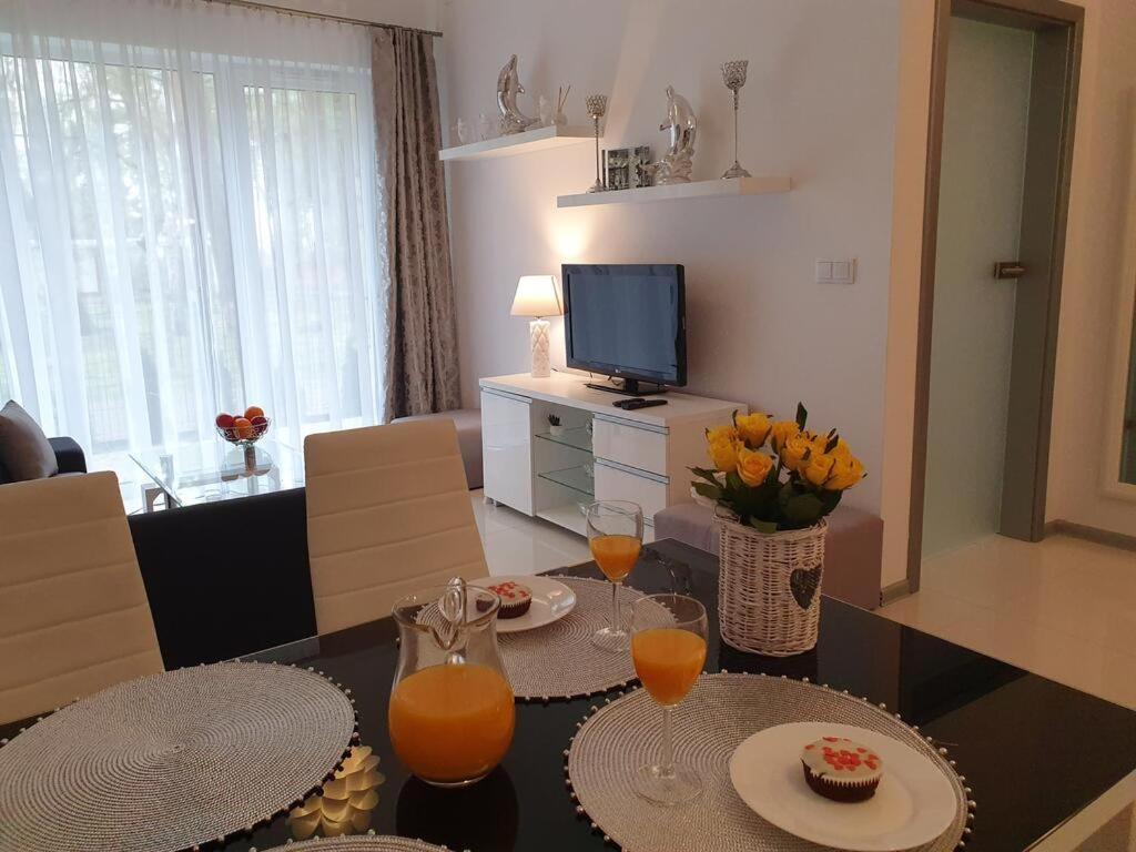Dwie Sosny Apartamenty Przy Plazy - Sauna, Jacuzzi, Silownia, Bawialnia - 365Pam أوسترونيه مورسكية المظهر الخارجي الصورة