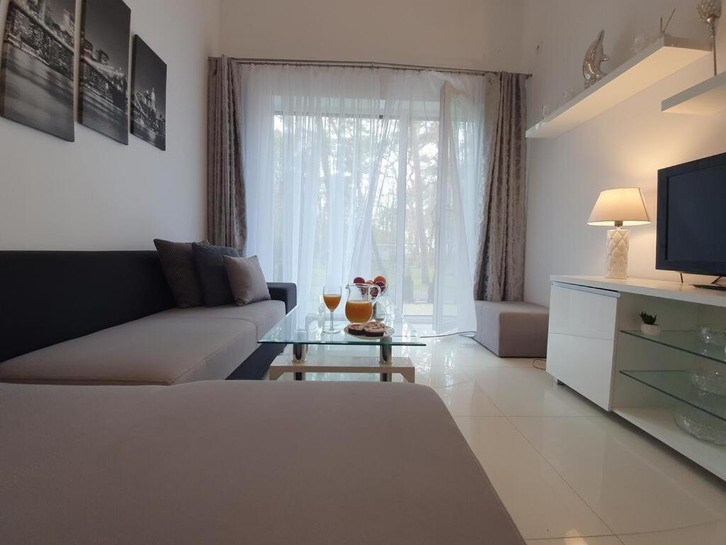 Dwie Sosny Apartamenty Przy Plazy - Sauna, Jacuzzi, Silownia, Bawialnia - 365Pam أوسترونيه مورسكية المظهر الخارجي الصورة